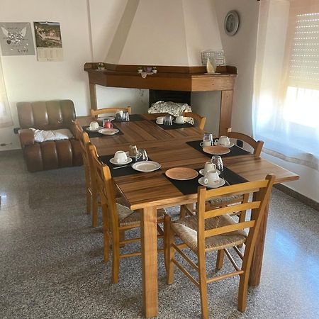 B&B Da Antonella Samugheo Екстериор снимка