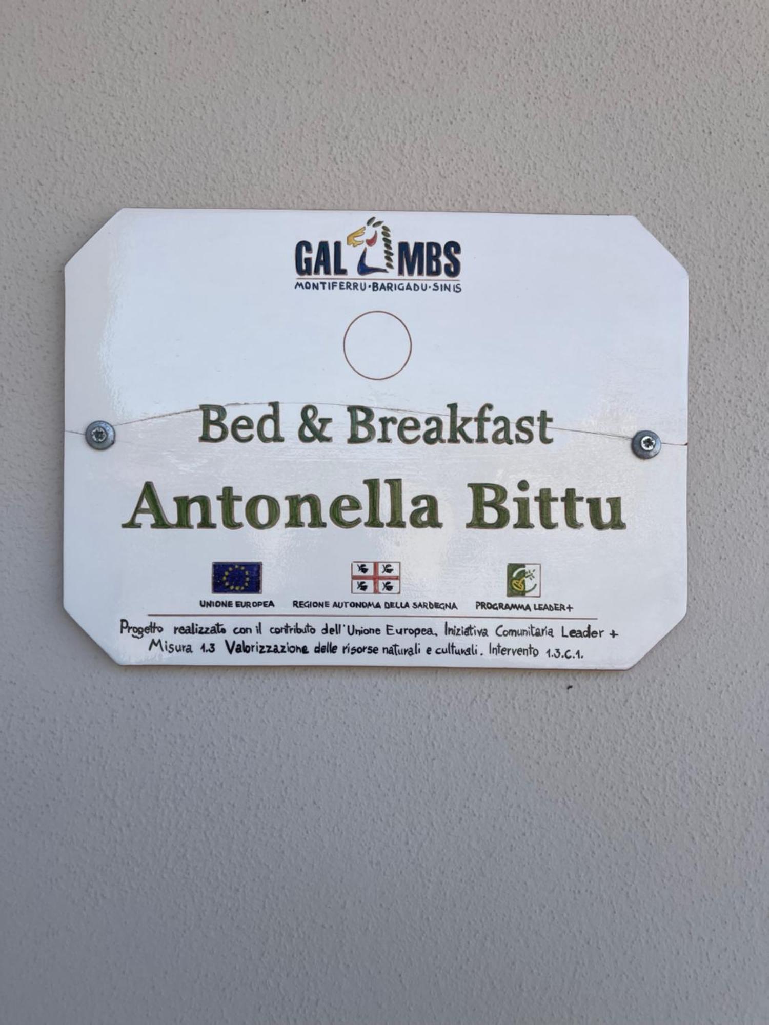 B&B Da Antonella Samugheo Екстериор снимка